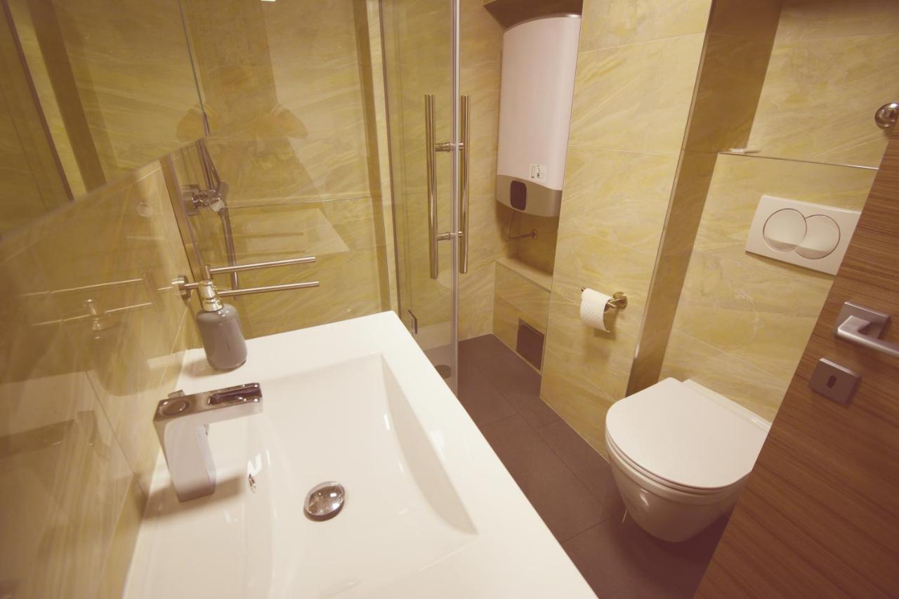 Apartman Veronique غييكا المظهر الخارجي الصورة