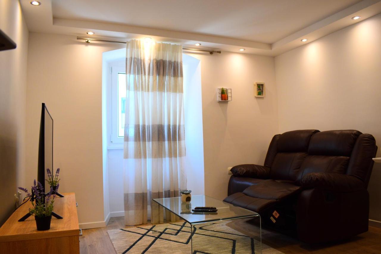Apartman Veronique غييكا المظهر الخارجي الصورة